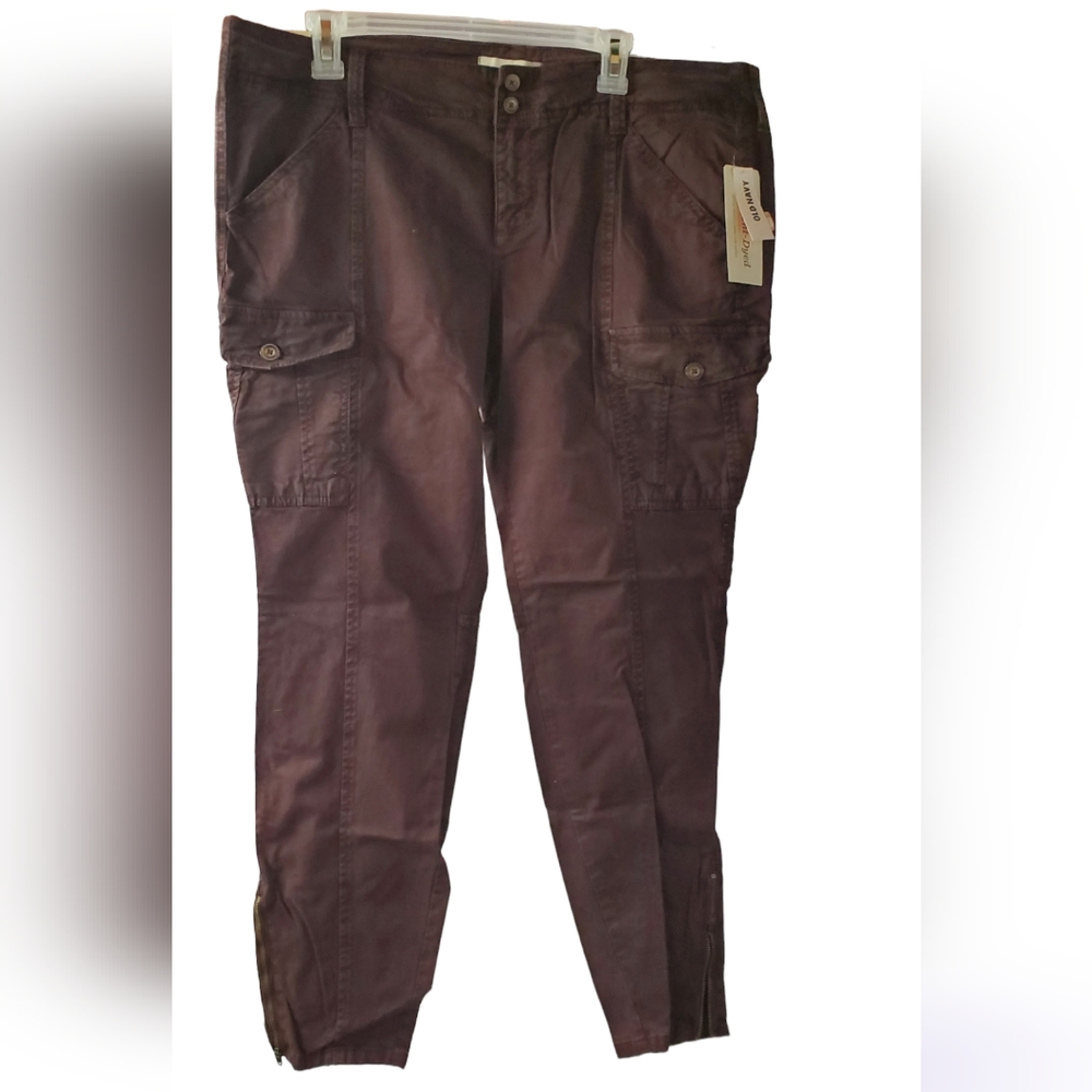 NEW Old Navy Size 16 regular button up pants Pigment-Dyed